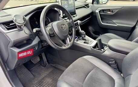 Toyota RAV4, 2022 год, 3 368 000 рублей, 8 фотография