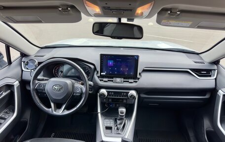 Toyota RAV4, 2022 год, 3 368 000 рублей, 14 фотография