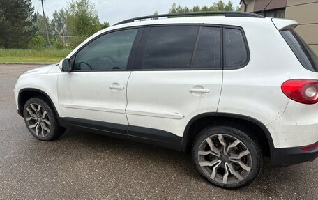 Volkswagen Tiguan I, 2011 год, 1 200 000 рублей, 4 фотография