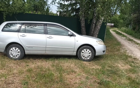 Toyota Corolla, 2005 год, 650 000 рублей, 4 фотография