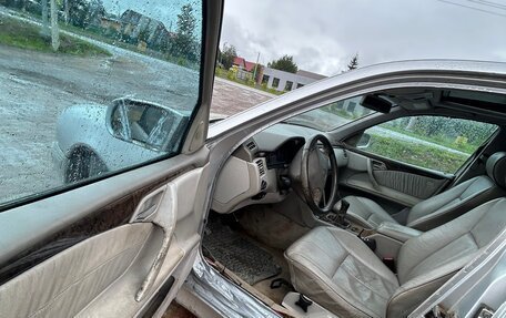 Mercedes-Benz E-Класс, 2000 год, 235 000 рублей, 14 фотография