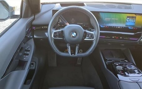 BMW 5 серия, 2025 год, 7 339 275 рублей, 5 фотография