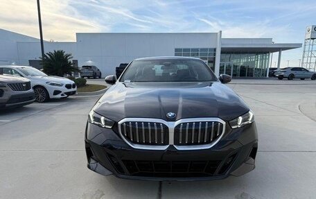 BMW 5 серия, 2025 год, 7 768 482 рублей, 2 фотография