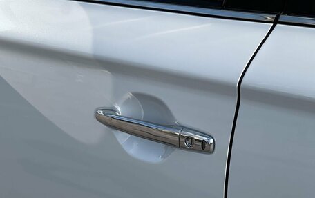 Mitsubishi Outlander III рестайлинг 3, 2022 год, 2 990 000 рублей, 38 фотография