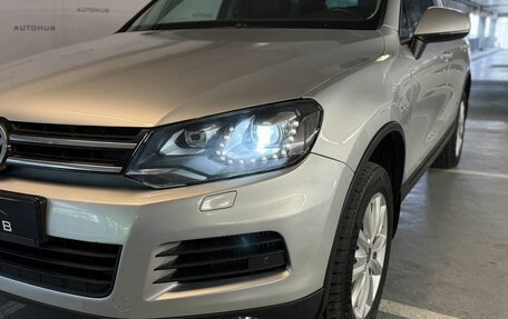 Volkswagen Touareg III, 2011 год, 1 790 000 рублей, 10 фотография
