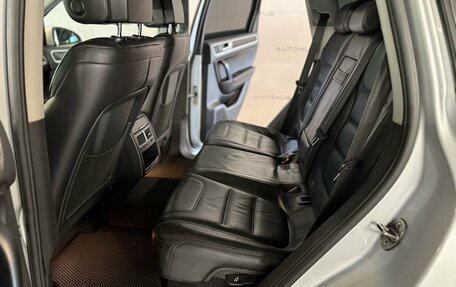 Volkswagen Touareg III, 2011 год, 1 790 000 рублей, 27 фотография