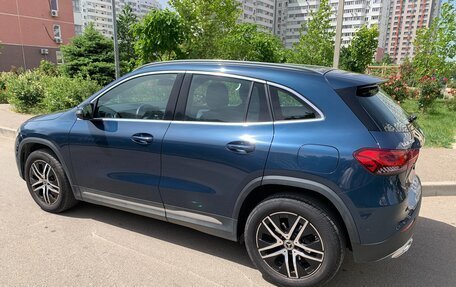 Mercedes-Benz GLA, 2020 год, 3 800 000 рублей, 6 фотография