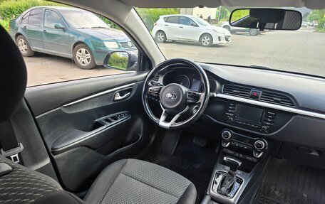 KIA Rio IV, 2018 год, 1 350 000 рублей, 11 фотография