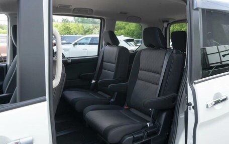 Nissan Serena IV, 2020 год, 1 800 000 рублей, 21 фотография