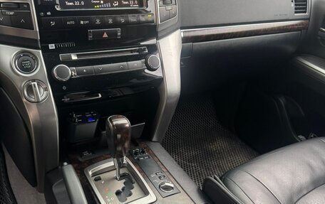 Toyota Land Cruiser 200, 2013 год, 4 270 000 рублей, 13 фотография
