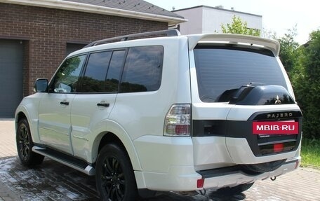 Mitsubishi Pajero IV, 2019 год, 4 250 000 рублей, 2 фотография