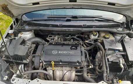 Opel Astra J, 2011 год, 740 000 рублей, 10 фотография