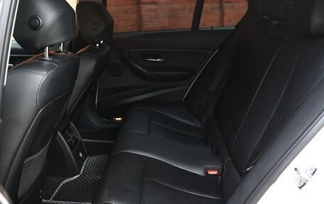 BMW 3 серия, 2012 год, 1 380 000 рублей, 23 фотография