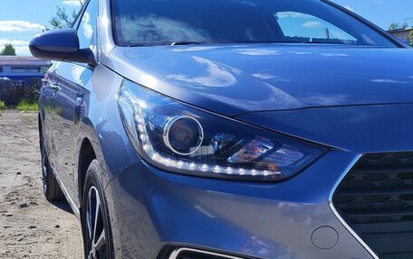 Hyundai Solaris II рестайлинг, 2017 год, 1 250 000 рублей, 15 фотография