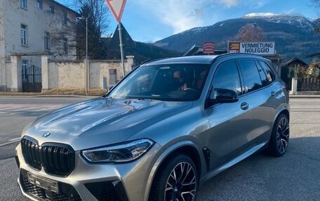 BMW X5 M, 2022 год, 10 600 000 рублей, 2 фотография