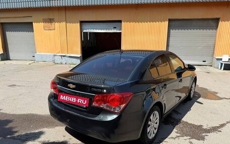 Chevrolet Cruze II, 2011 год, 680 000 рублей, 3 фотография