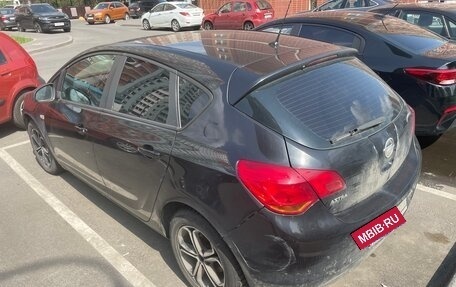 Opel Astra J, 2011 год, 530 000 рублей, 4 фотография