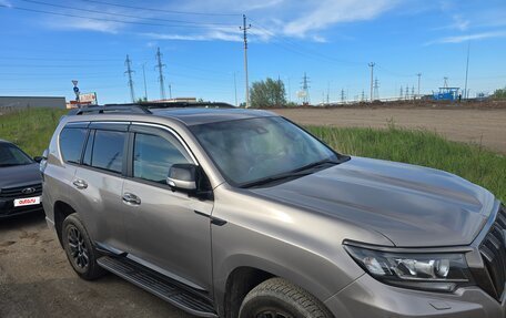Toyota Land Cruiser Prado 150 рестайлинг 2, 2021 год, 7 350 000 рублей, 3 фотография