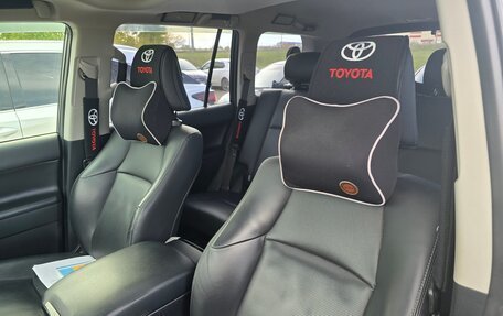 Toyota Land Cruiser Prado 150 рестайлинг 2, 2021 год, 7 350 000 рублей, 8 фотография