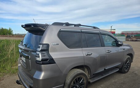 Toyota Land Cruiser Prado 150 рестайлинг 2, 2021 год, 7 350 000 рублей, 13 фотография