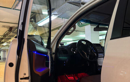 Toyota Land Cruiser Prado 150 рестайлинг 2, 2021 год, 6 477 777 рублей, 9 фотография