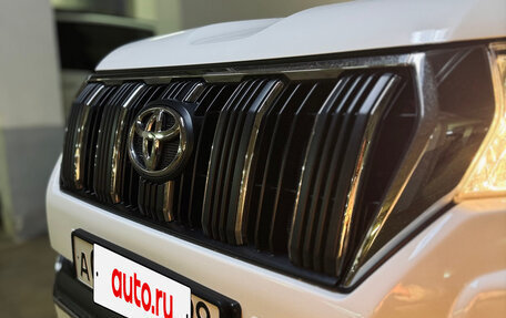Toyota Land Cruiser Prado 150 рестайлинг 2, 2021 год, 6 477 777 рублей, 5 фотография