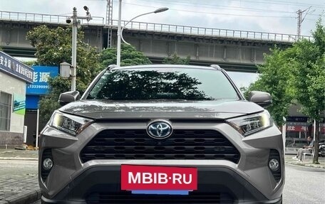 Toyota RAV4, 2022 год, 2 765 000 рублей, 2 фотография