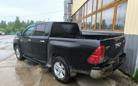 Toyota Hilux VIII, 2017 год, 1 947 500 рублей, 2 фотография