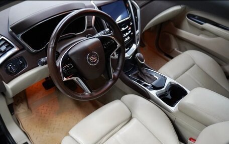 Cadillac SRX II рестайлинг, 2014 год, 1 850 000 рублей, 5 фотография