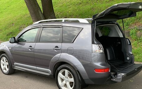 Mitsubishi Outlander III рестайлинг 3, 2008 год, 1 125 000 рублей, 8 фотография