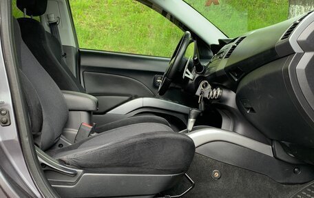 Mitsubishi Outlander III рестайлинг 3, 2008 год, 1 125 000 рублей, 25 фотография