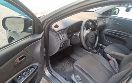 KIA Rio II, 2011 год, 750 000 рублей, 9 фотография
