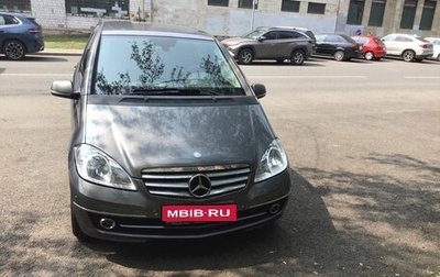 Mercedes-Benz A-Класс, 2012 год, 800 000 рублей, 1 фотография