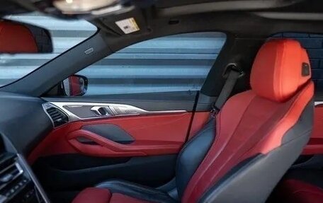BMW 8 серия, 2021 год, 5 576 589 рублей, 31 фотография