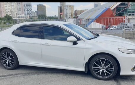 Toyota Camry, 2022 год, 3 950 000 рублей, 22 фотография