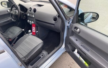 Mitsubishi Colt VI рестайлинг, 2005 год, 380 000 рублей, 7 фотография