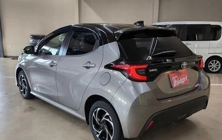 Toyota Yaris, 2021 год, 1 485 000 рублей, 7 фотография