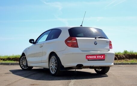 BMW 1 серия, 2011 год, 899 999 рублей, 7 фотография