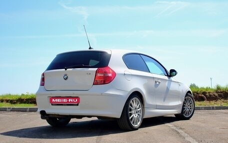 BMW 1 серия, 2011 год, 899 999 рублей, 5 фотография