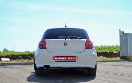 BMW 1 серия, 2011 год, 899 999 рублей, 6 фотография