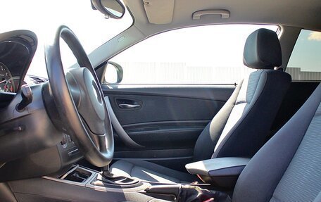 BMW 1 серия, 2011 год, 899 999 рублей, 19 фотография