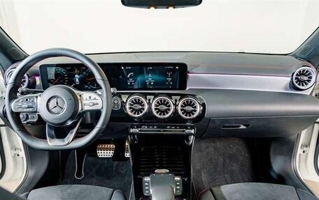 Mercedes-Benz CLA, 2021 год, 2 550 000 рублей, 7 фотография