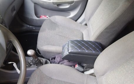 Hyundai Accent II, 2005 год, 270 000 рублей, 2 фотография