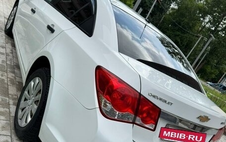 Chevrolet Cruze II, 2013 год, 799 000 рублей, 10 фотография