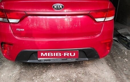 KIA Rio IV, 2018 год, 1 050 000 рублей, 2 фотография