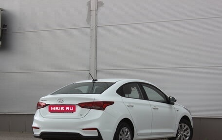 Hyundai Solaris II рестайлинг, 2018 год, 1 285 000 рублей, 2 фотография