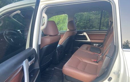 Toyota Land Cruiser 200, 2019 год, 9 000 000 рублей, 9 фотография