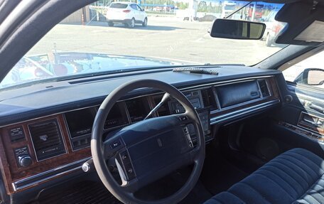 Lincoln Town Car II, 1990 год, 799 000 рублей, 7 фотография