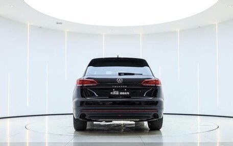 Volkswagen Touareg III, 2022 год, 4 820 000 рублей, 4 фотография
