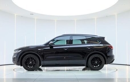 Volkswagen Touareg III, 2022 год, 4 820 000 рублей, 6 фотография
